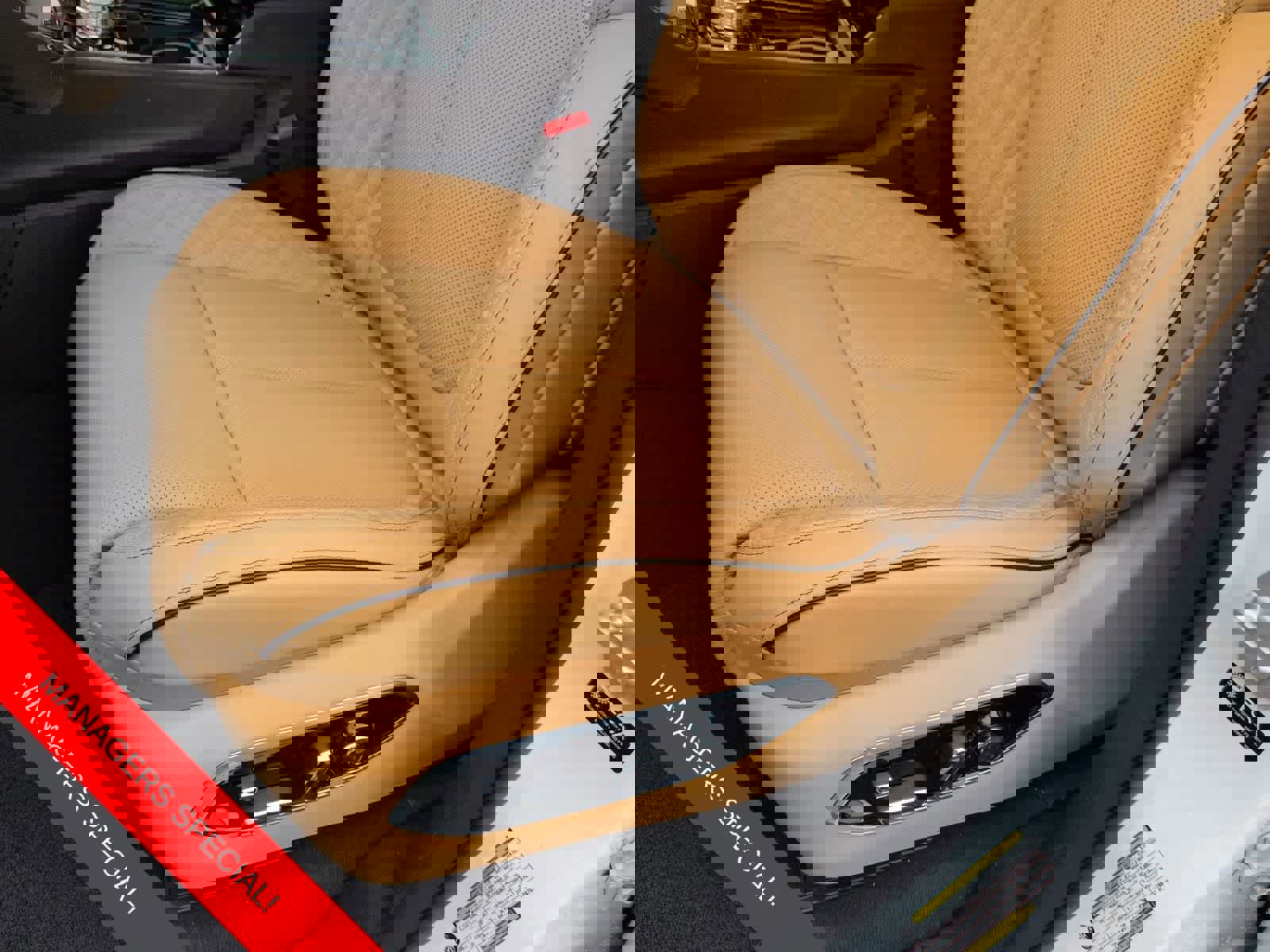 New 2025 Jeep Grand Cherokee Summit image 16