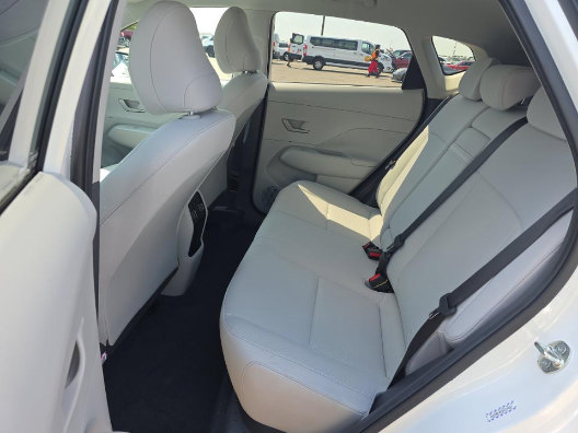 Used 2024 Hyundai Kona SEL FWD image 8