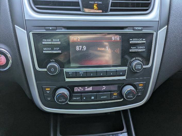 Used 2016 Nissan Altima 2.5 SL FWD image 19