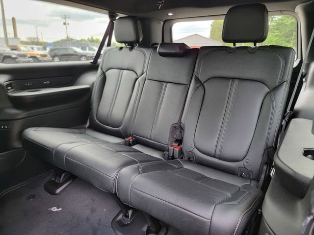 New 2026 Jeep Grand Wagoneer L 4WD image 22