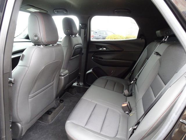 Certified 2023 Chevrolet TrailBlazer RS w/ Convenience Package image 14