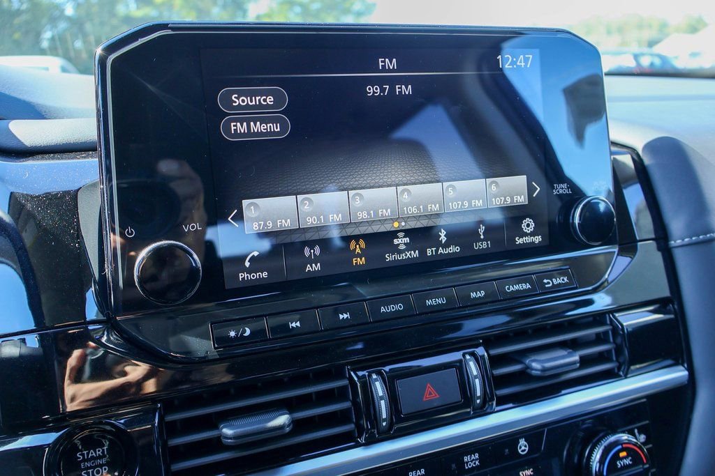 New 2025 Nissan Pathfinder SL w/ Lighting Package (N92) image 5