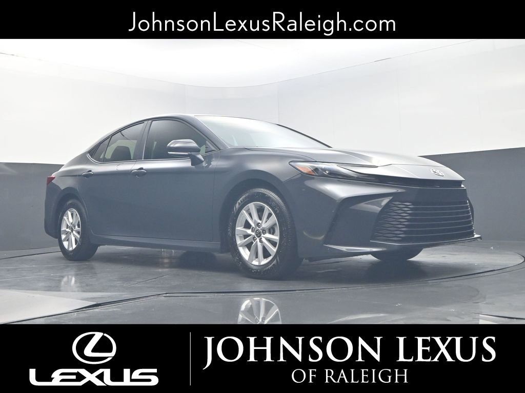 Used 2025 Toyota Camry Hybrid image 16