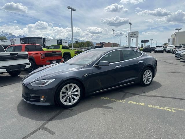 Used 2017 Tesla Model S 75D AWD/4WD image 5