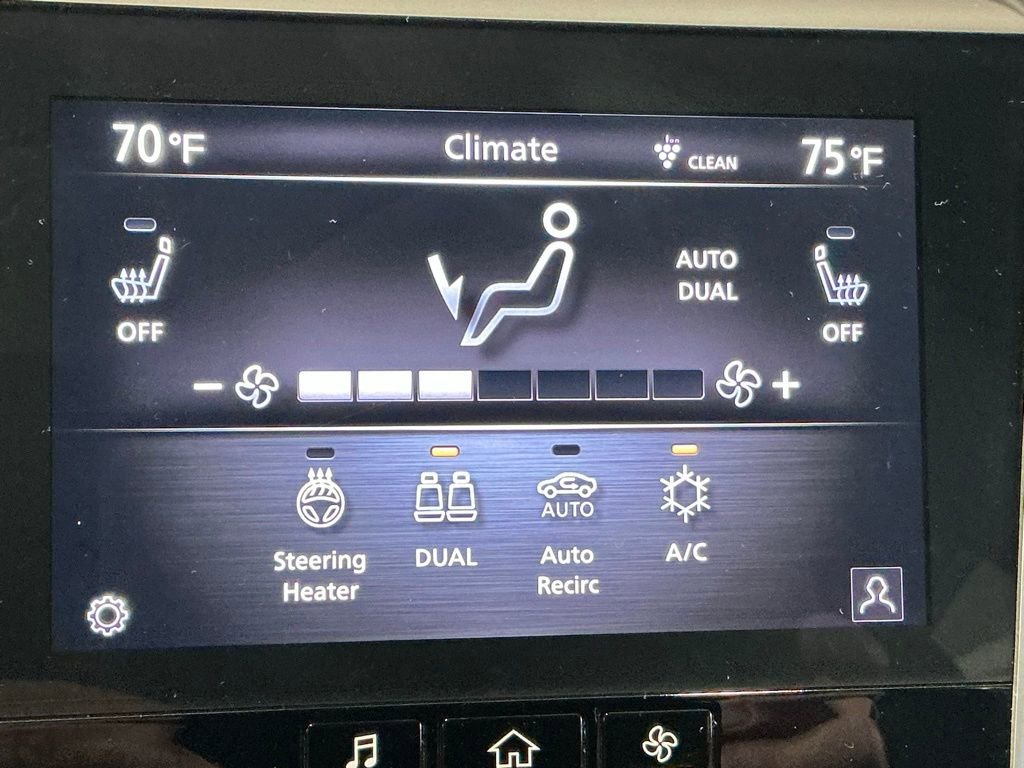 Used 2024 INFINITI Q50 Sensory image 11