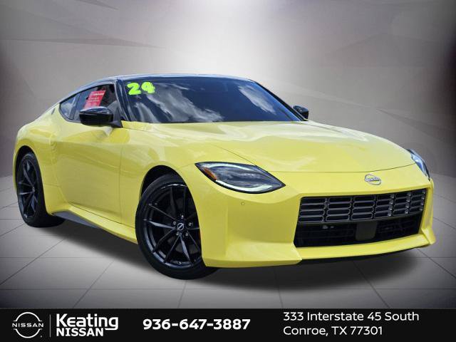 Certified 2024 Nissan Z Performance w/ Floor Mat Package RWD image 3