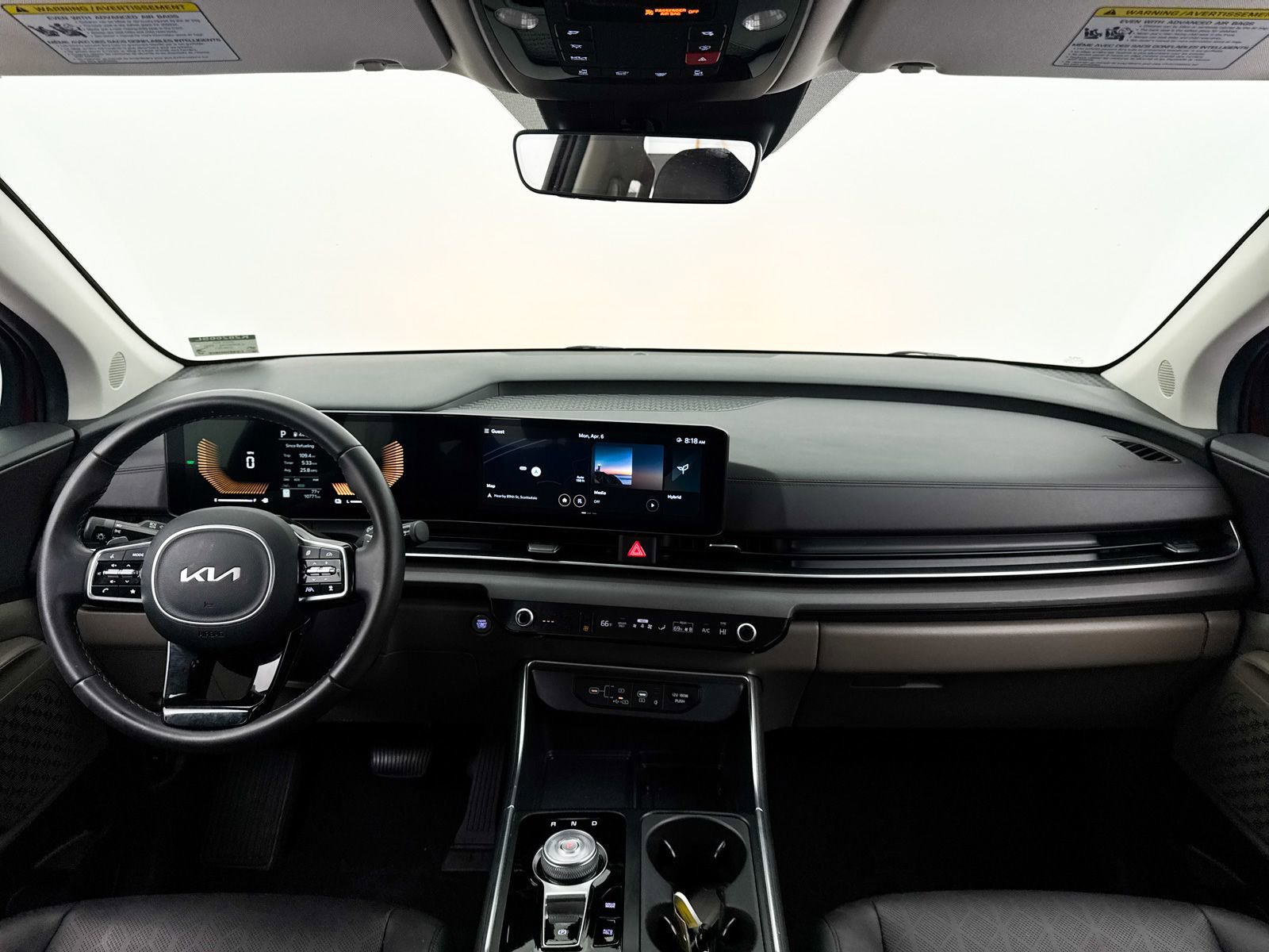 Certified 2025 Kia Carnival EX image 22