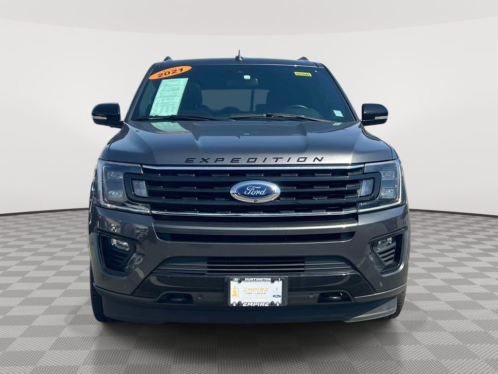 Used 2021 Ford Expedition Limited AWD/4WD image 2