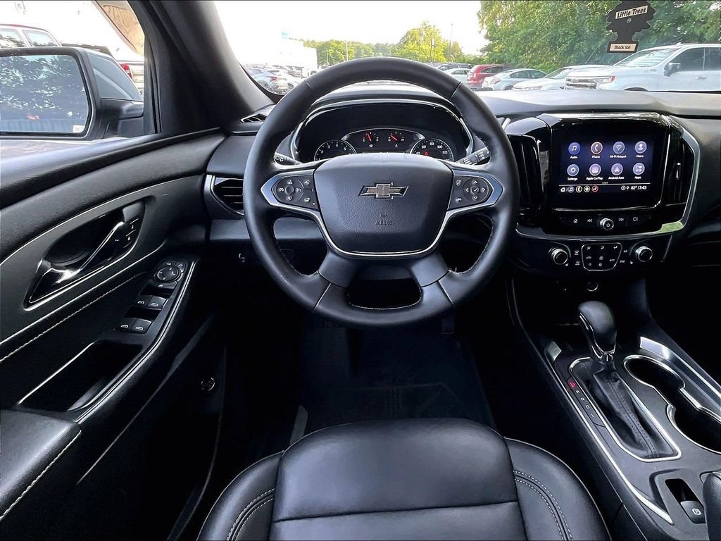 Used 2023 Chevrolet Traverse LT AWD/4WD image 17