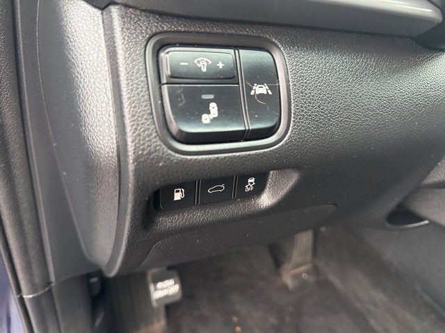 Used 2020 Kia Optima LX image 17