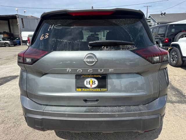 Used 2025 Nissan Rogue SV FWD image 7