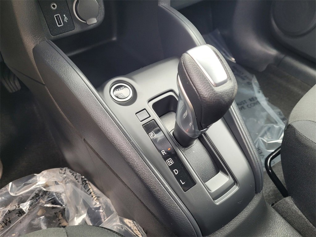 New 2025 Nissan Kicks Play S image 10