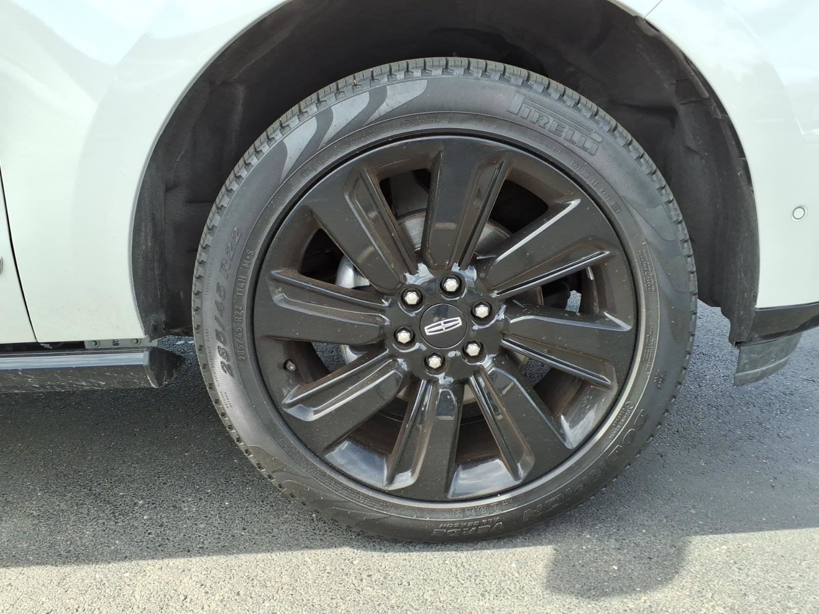 Used 2024 Lincoln Navigator L Reserve AWD/4WD image 9