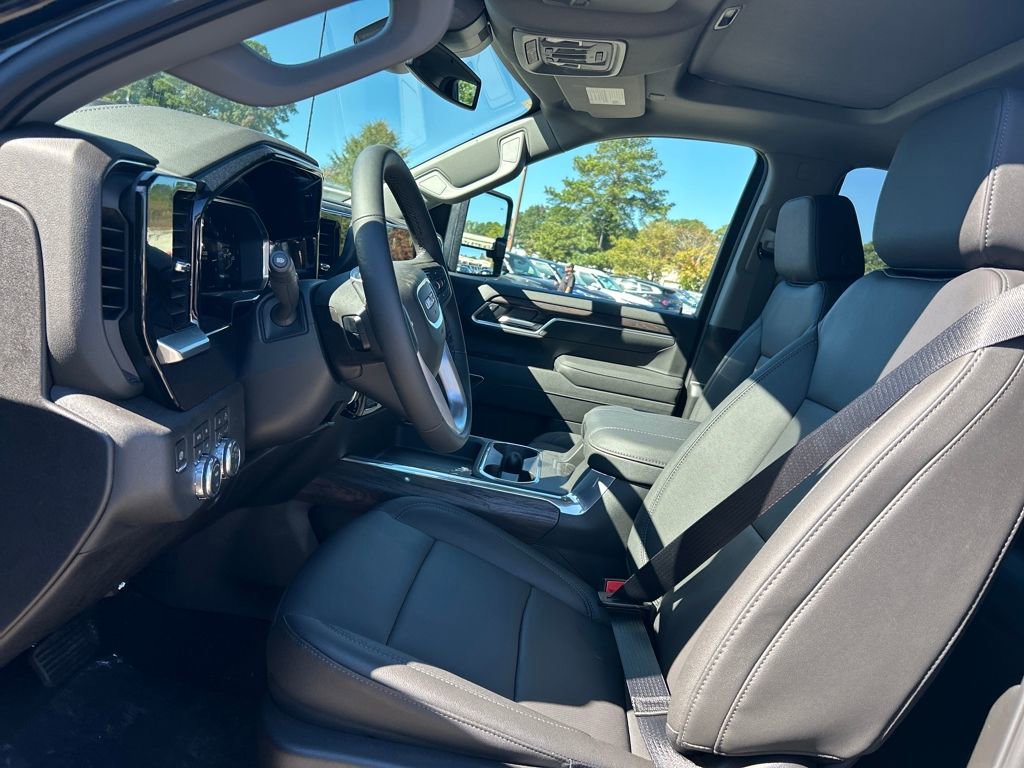 New 2026 GMC Sierra 2500 SLT w/ SLT Convenience Package image 14