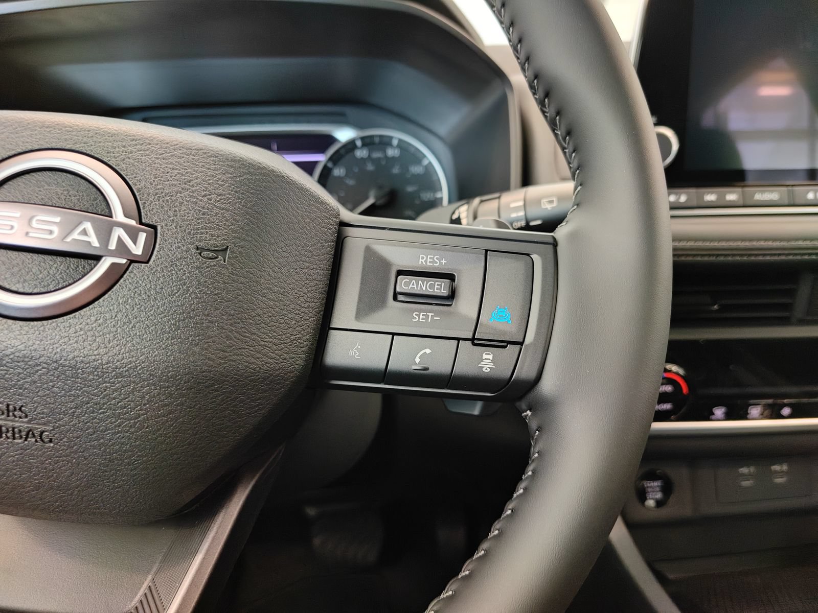 New 2026 Nissan Rogue SV AWD/4WD image 19