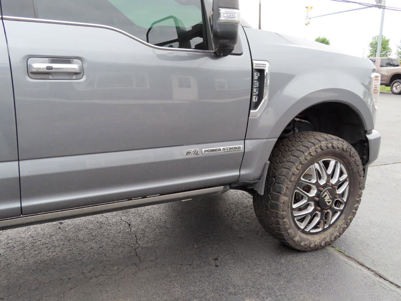 Used 2021 Ford F350 Platinum AWD/4WD image 19
