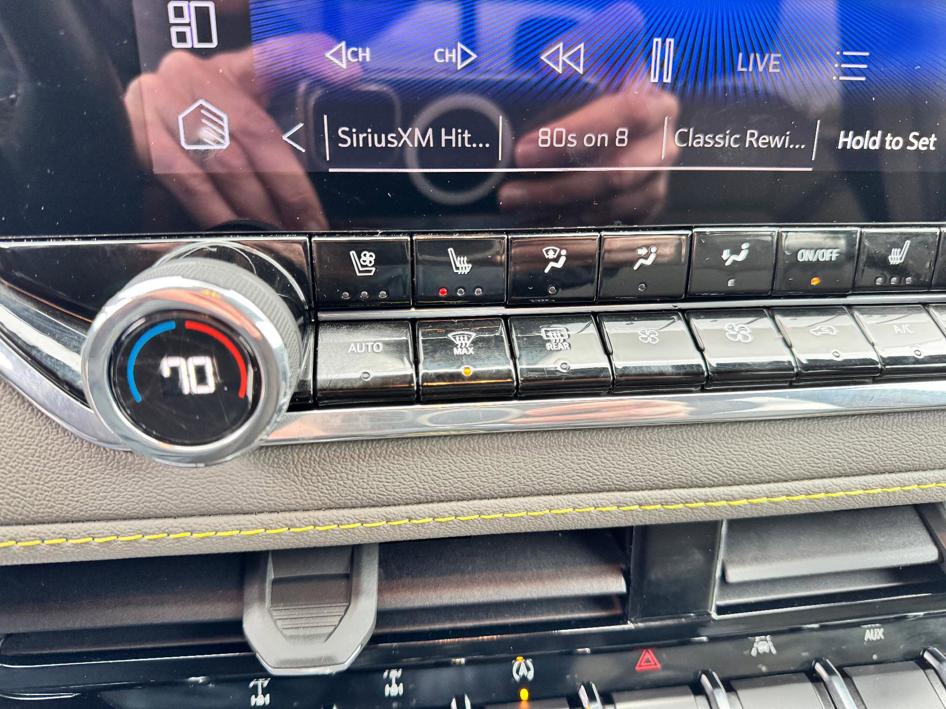 Used 2024 Chevrolet Colorado ZR2 w/ ZR2 Convenience Package III image 31