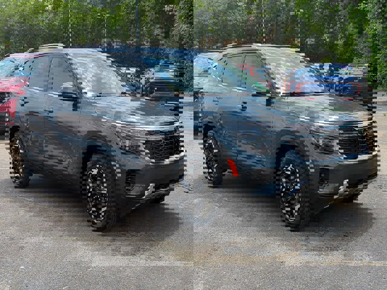 Used 2024 Kia Seltos EX FWD image 3