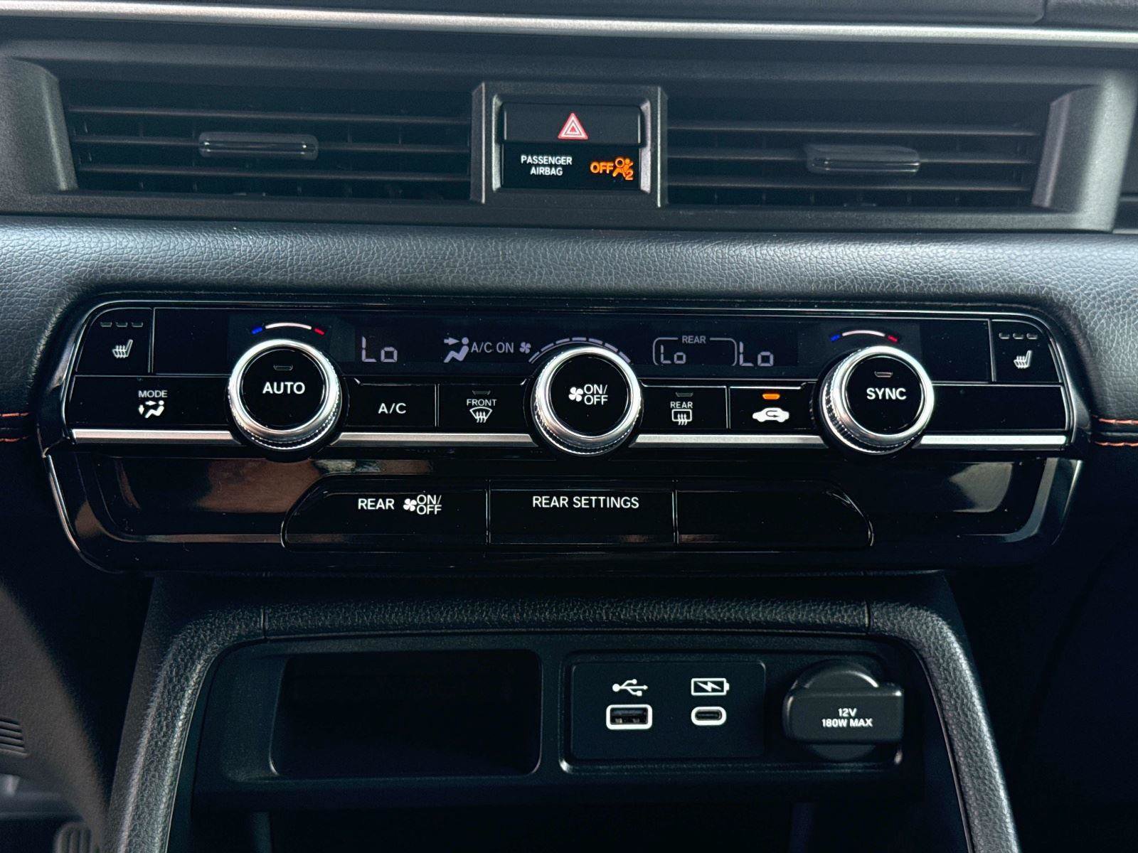 Certified 2025 Honda Pilot Sport image 25