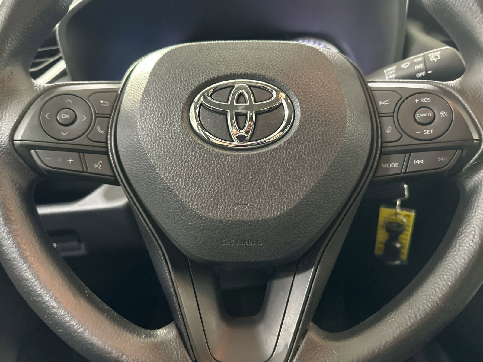 Used 2020 Toyota RAV4 LE image 19