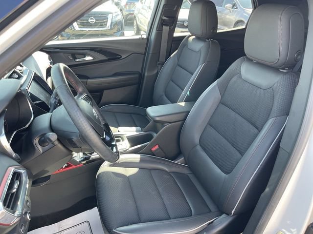 Used 2023 Chevrolet TrailBlazer RS w/ Convenience Package AWD/4WD image 11