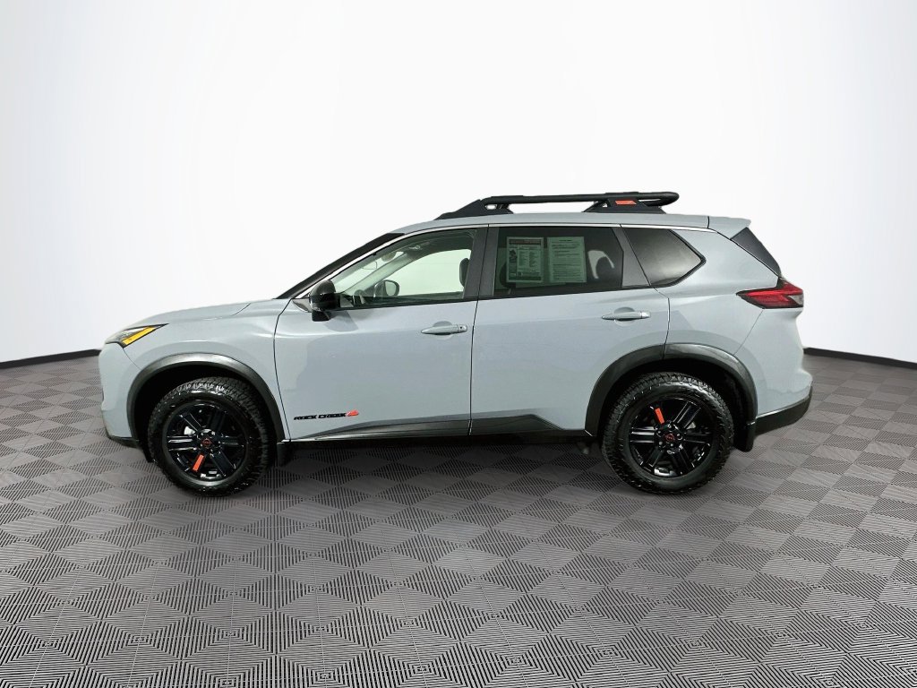 Certified 2025 Nissan Rogue SV AWD/4WD image 7