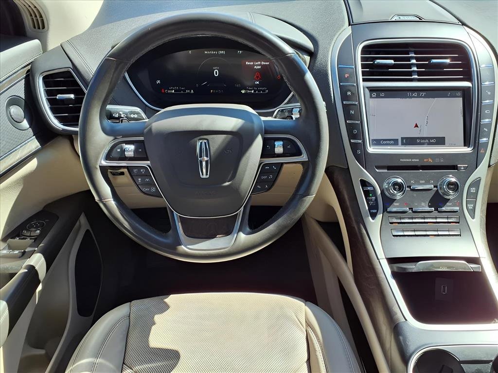 Used 2020 Lincoln Nautilus Reserve image 5