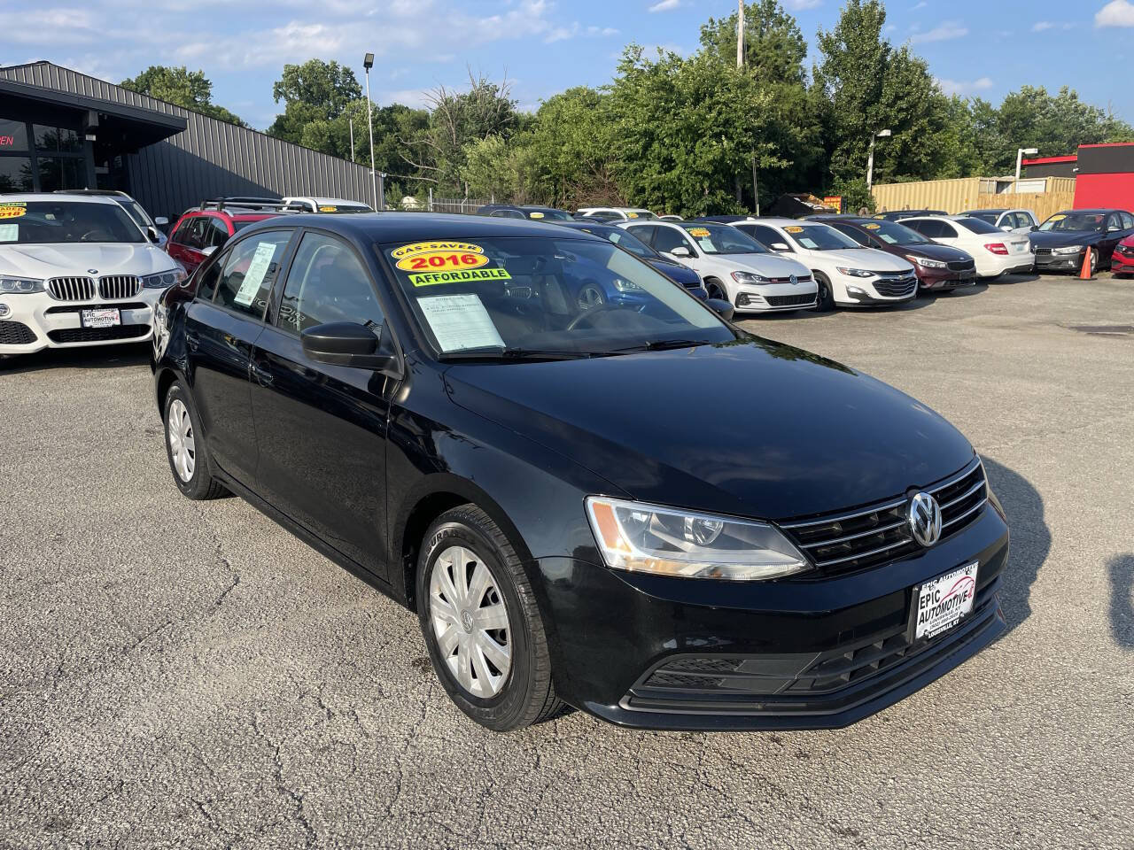 Used 2016 Volkswagen Jetta S FWD image 2