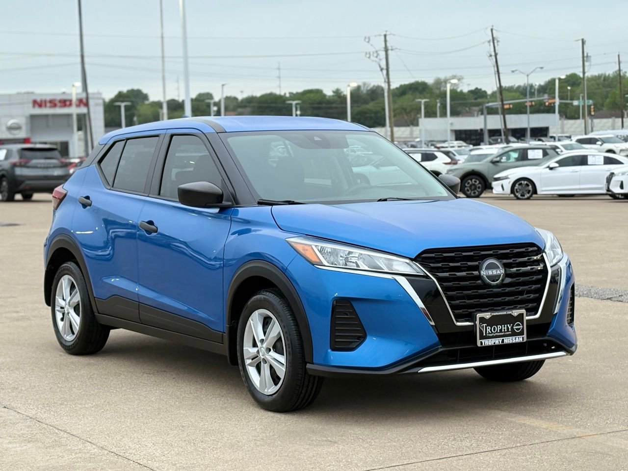 Certified 2024 Nissan Kicks S image 5