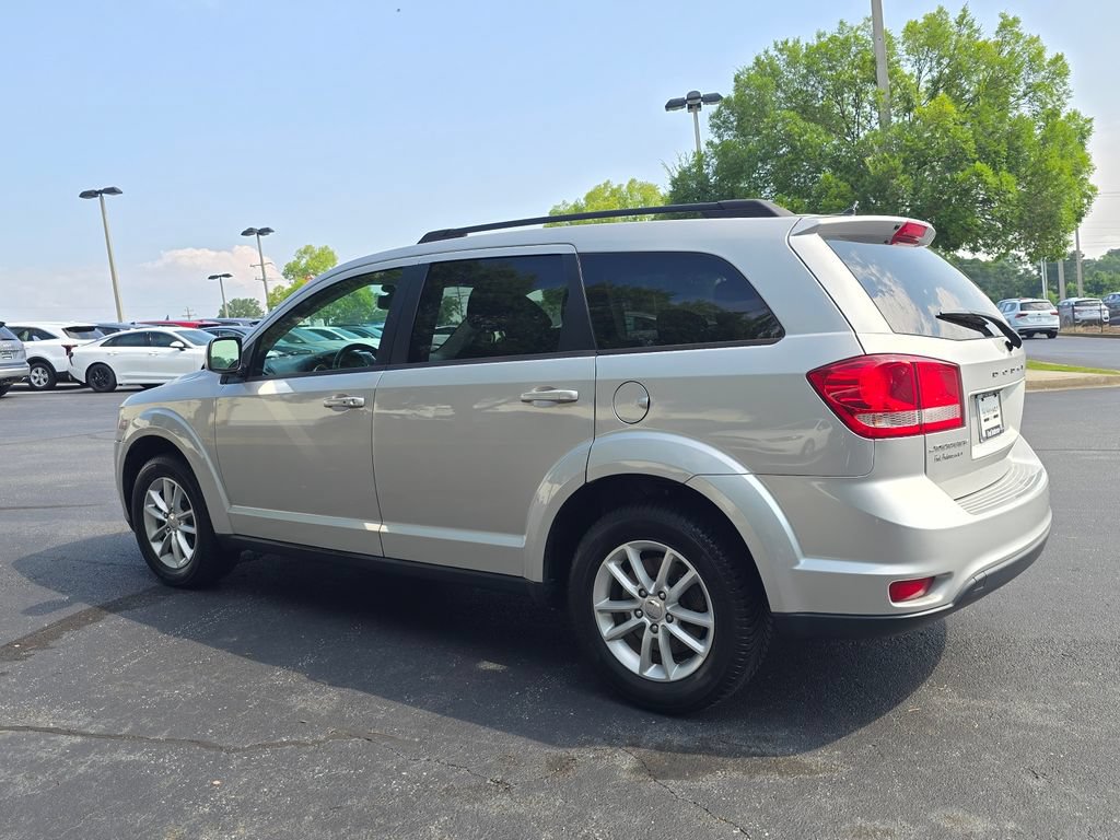 Used 2014 Dodge Journey SXT w/ Flexible Seating Group FWD image 5