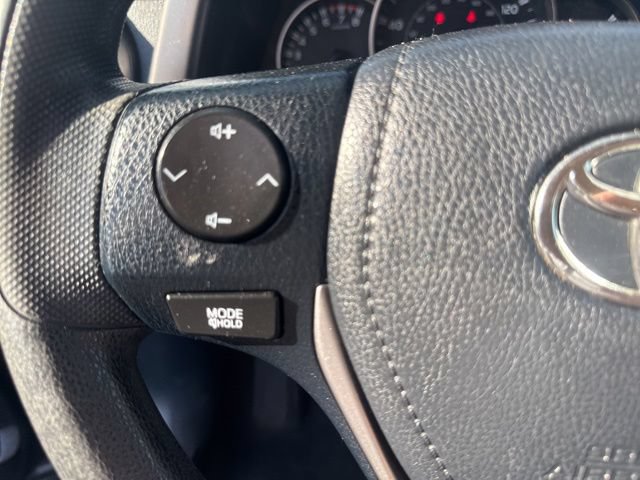 Used 2016 Toyota RAV4 LE AWD/4WD image 16