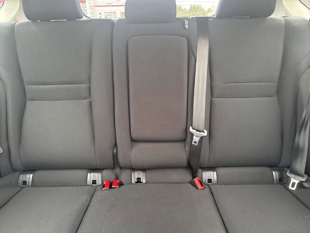 Used 2023 Nissan Rogue S AWD/4WD image 11