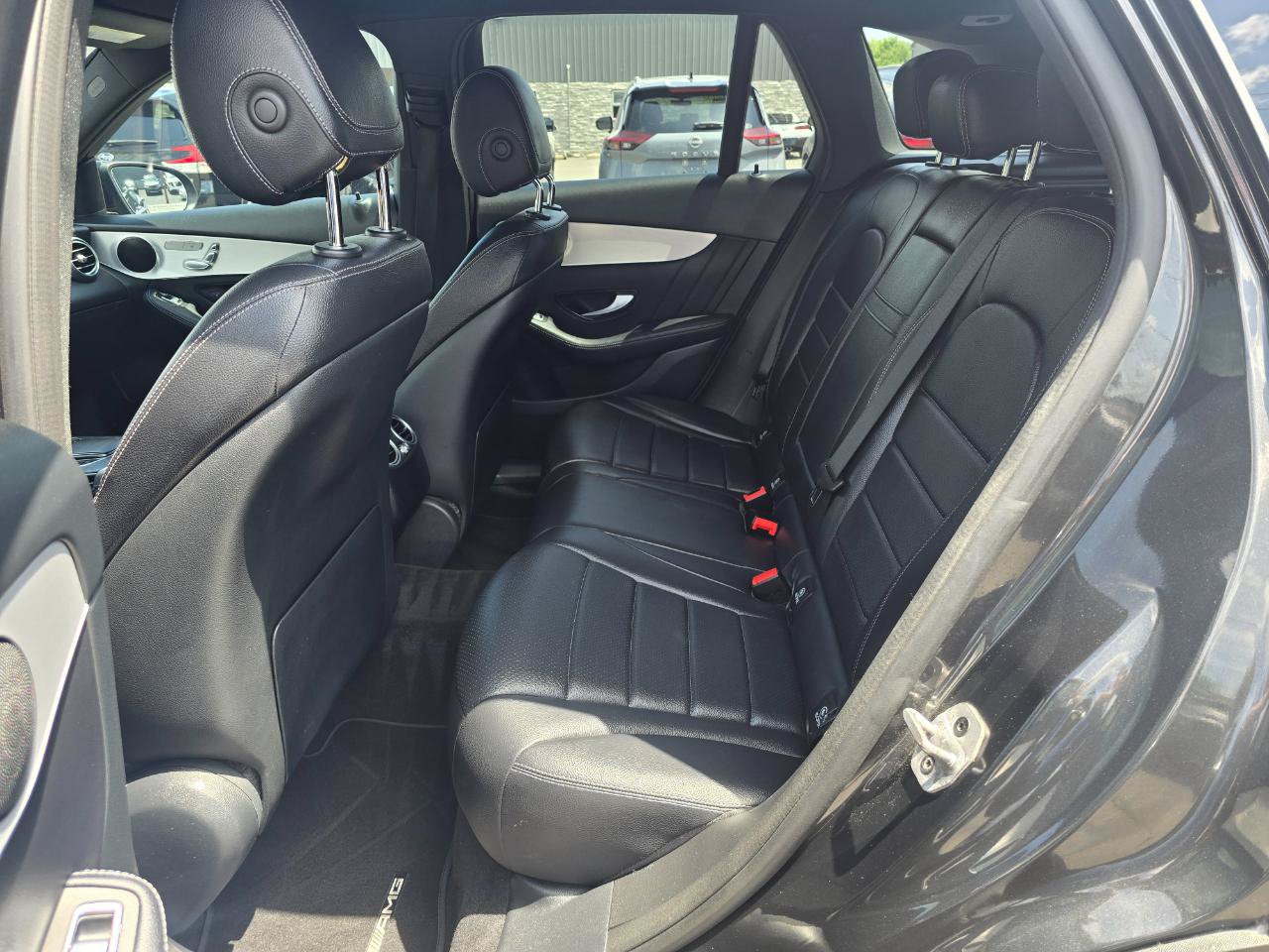 Used 2022 Mercedes-Benz GLC 300 4MATIC image 13