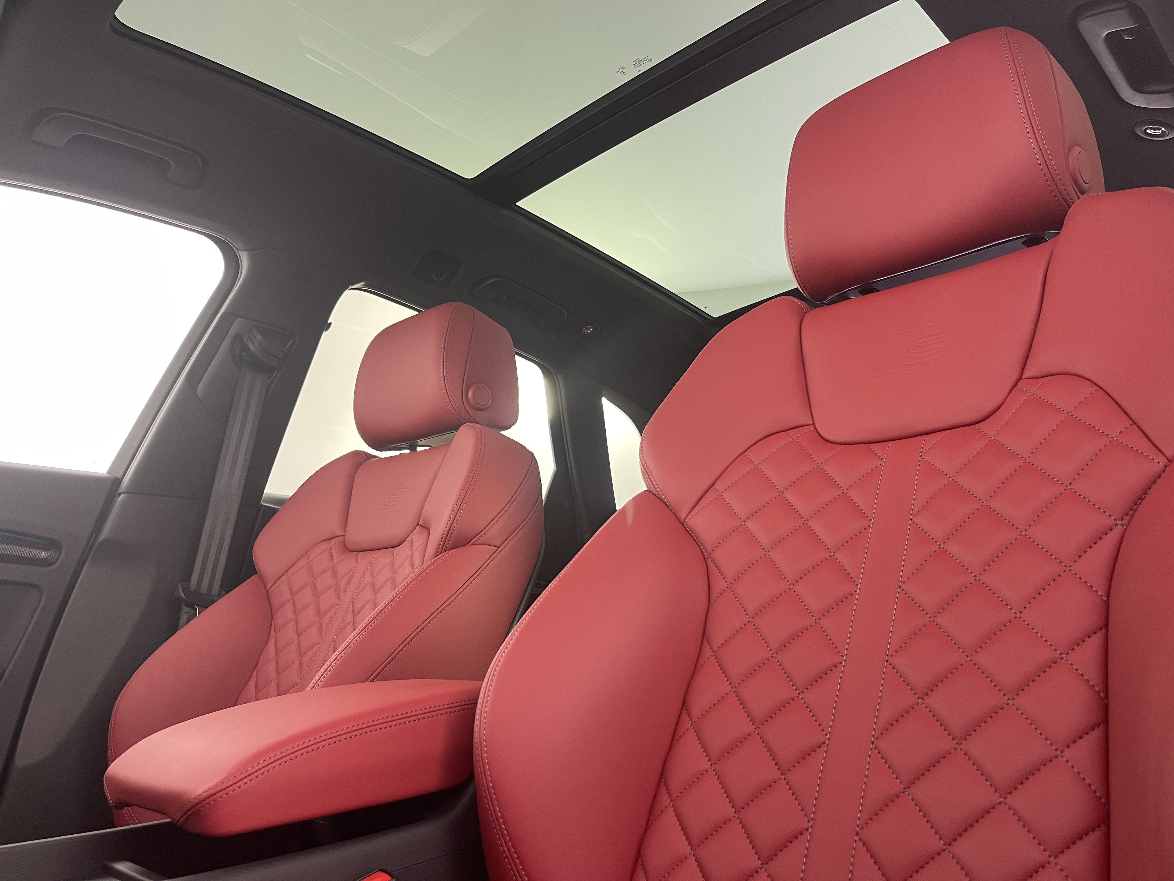 New 2025 Audi SQ5 Premium Plus image 23