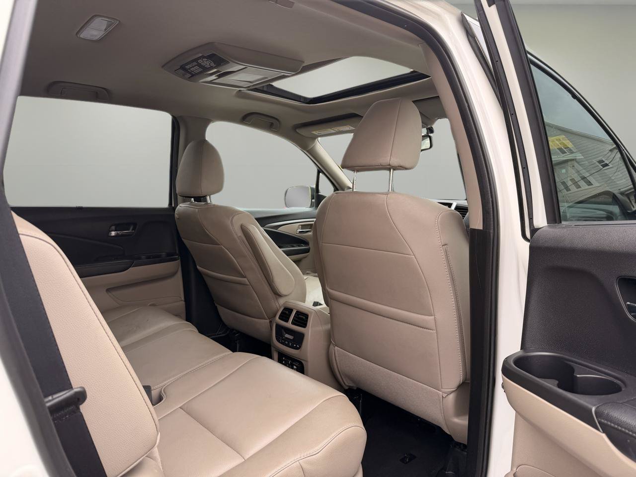 Used 2018 Honda Pilot EX-L image 27