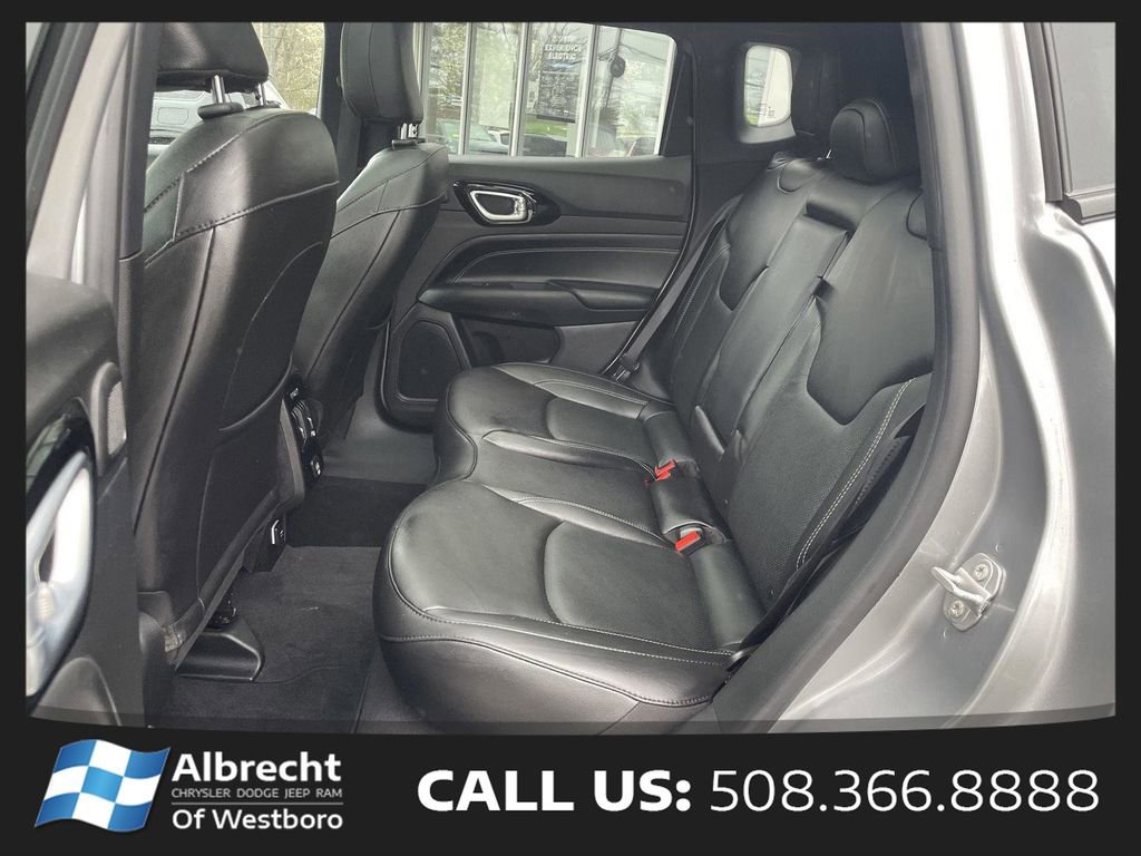 Used 2023 Jeep Compass High Altitude AWD/4WD image 13