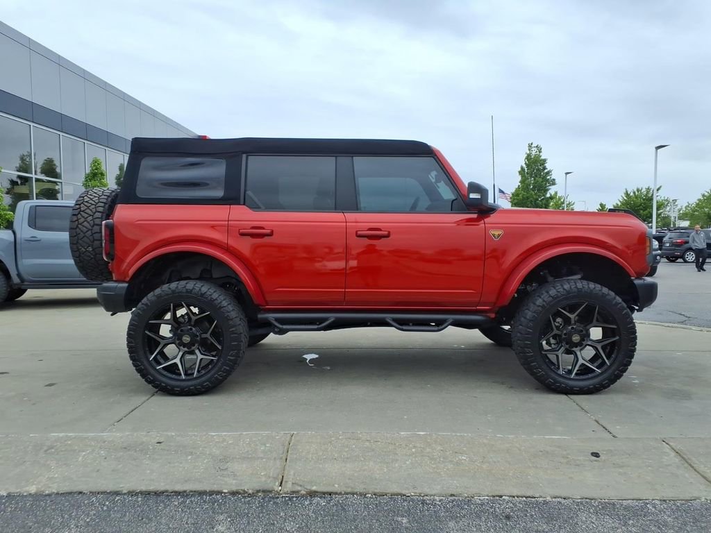 Used 2023 Ford Bronco Badlands AWD/4WD image 8