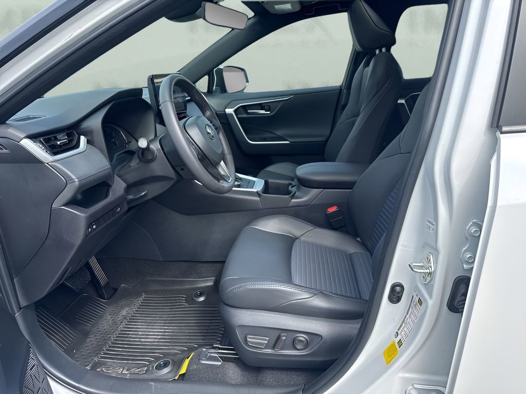 Used 2024 Toyota RAV4 XSE image 9