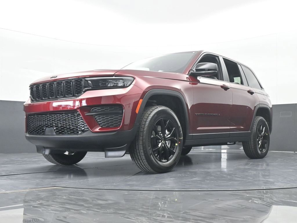 New 2025 Jeep Grand Cherokee Altitude image 49
