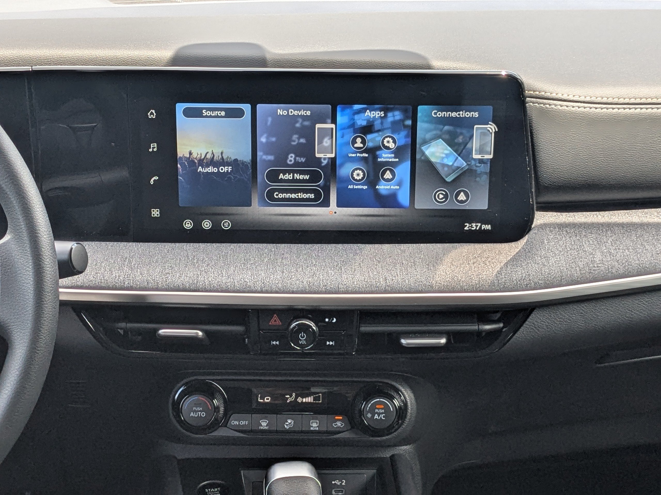 New 2026 Nissan Kicks SV FWD image 17