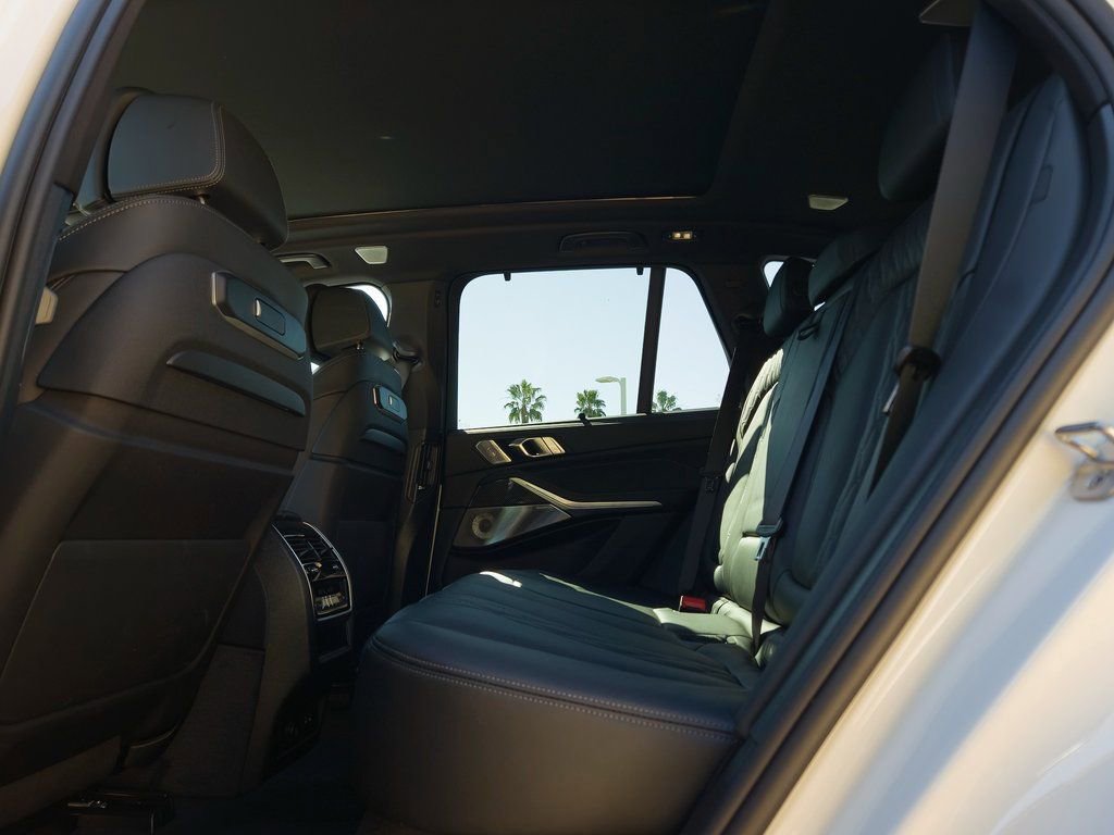 New 2026 BMW X5 M60i AWD/4WD image 17
