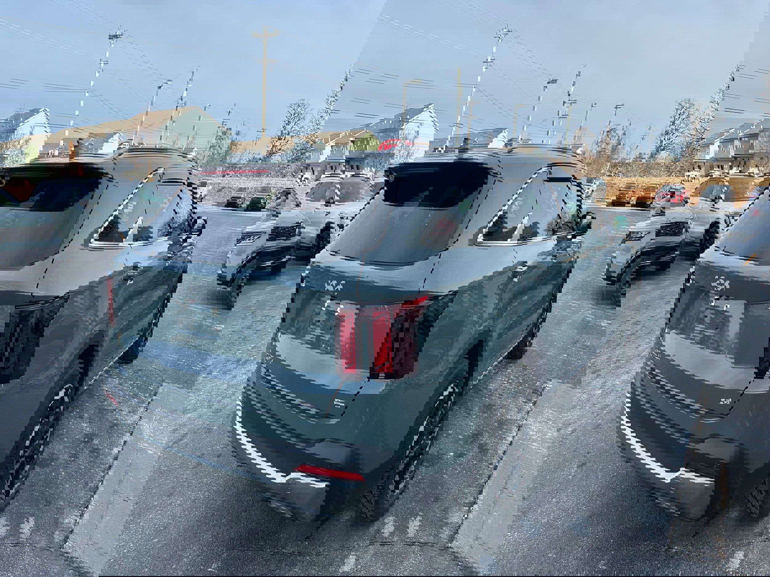 Used 2025 Kia Sorento EX image 5
