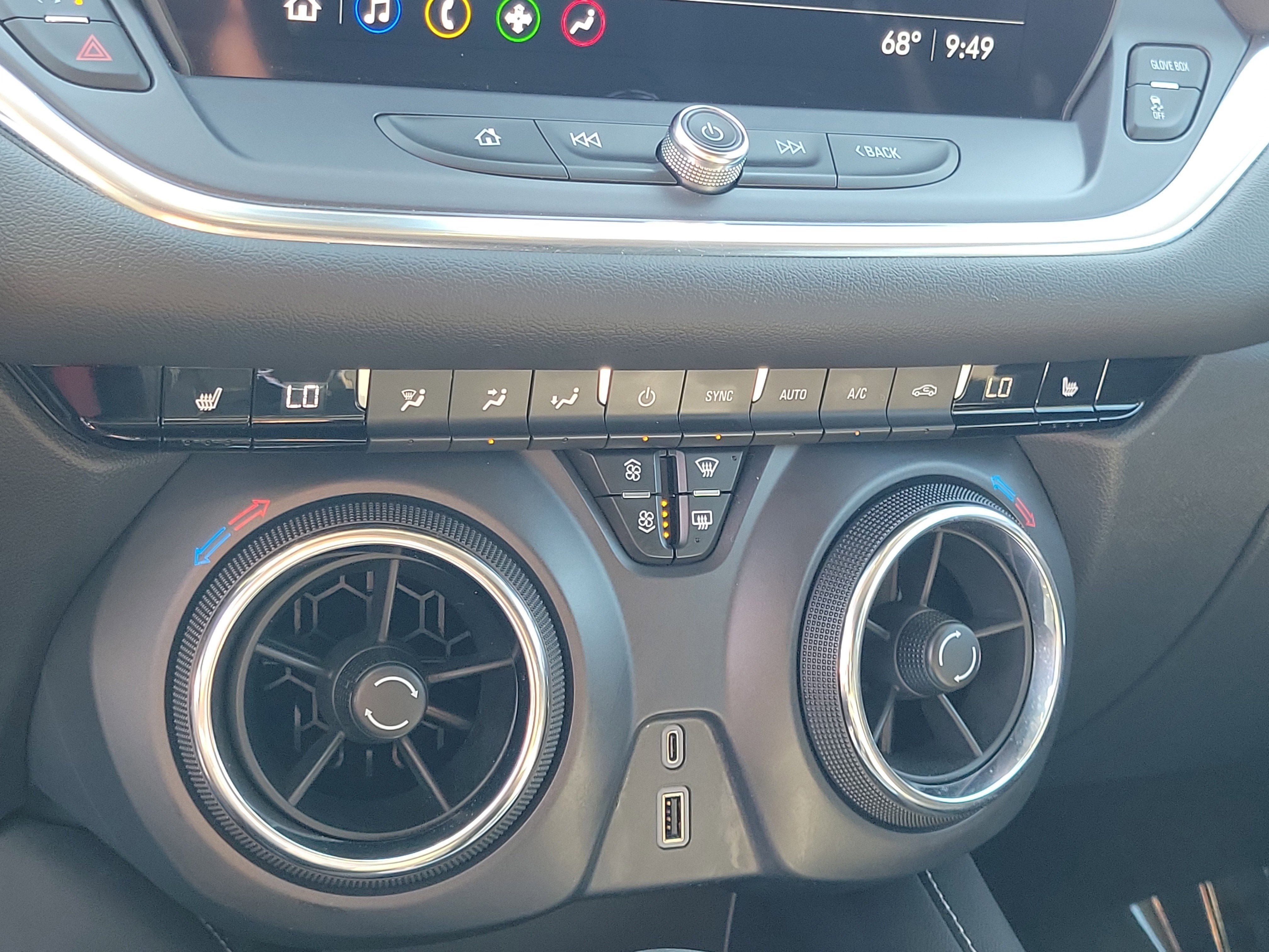 Used 2025 Chevrolet Blazer LT AWD/4WD image 27