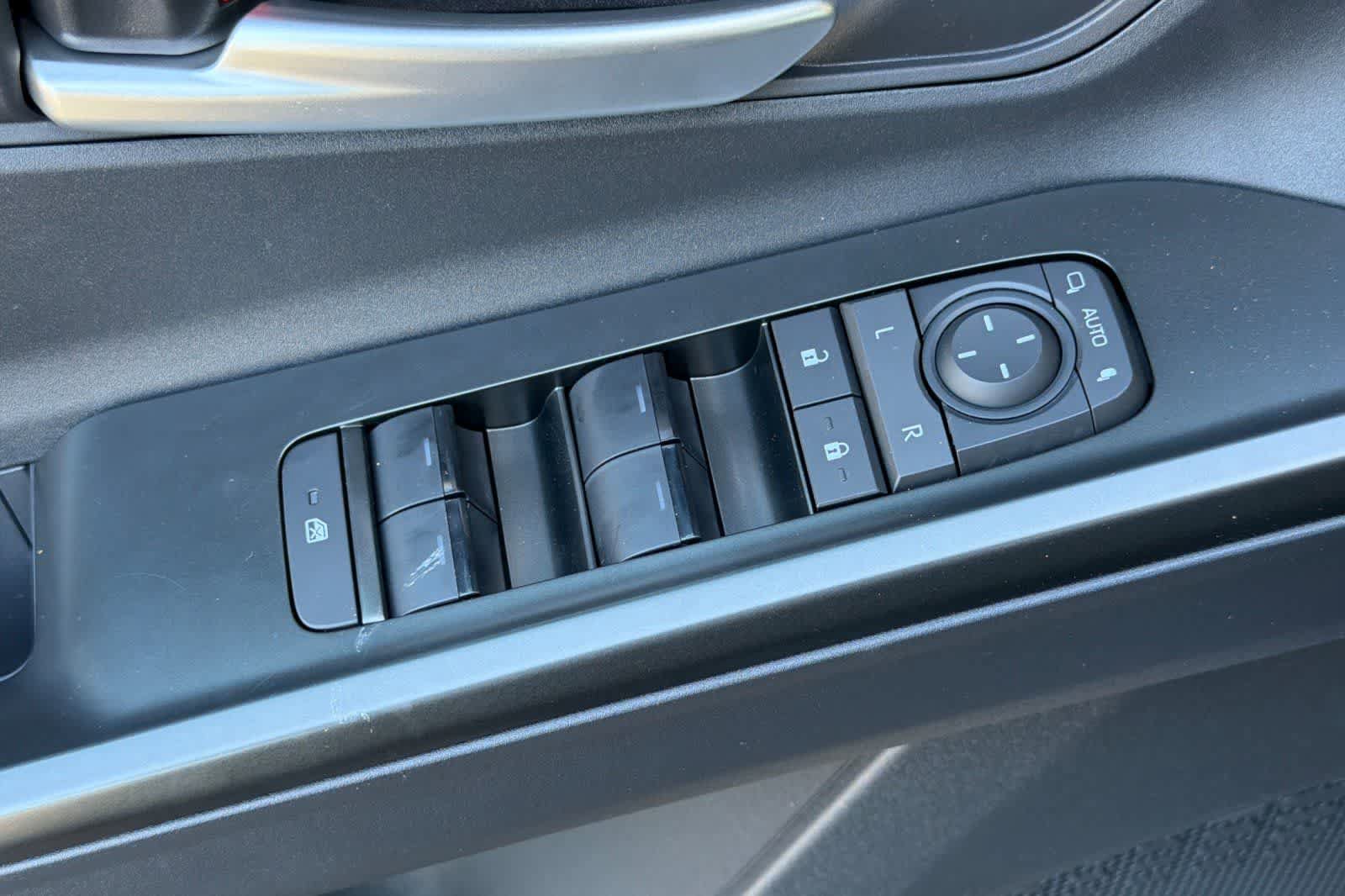 New 2026 Subaru Uncharted Premium FWD image 13