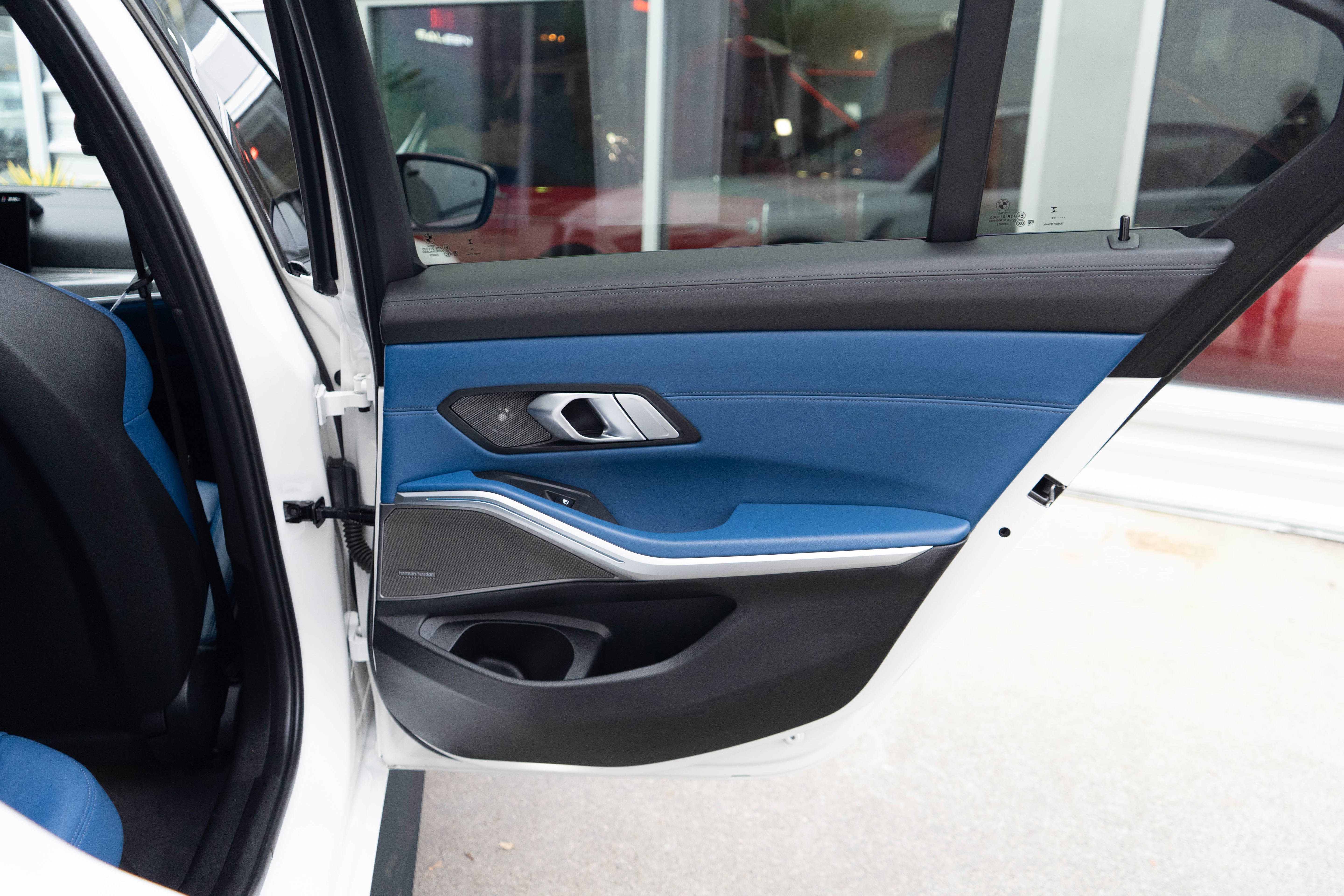 Used 2023 BMW M3 w/ M Carbon Exterior Package image 33