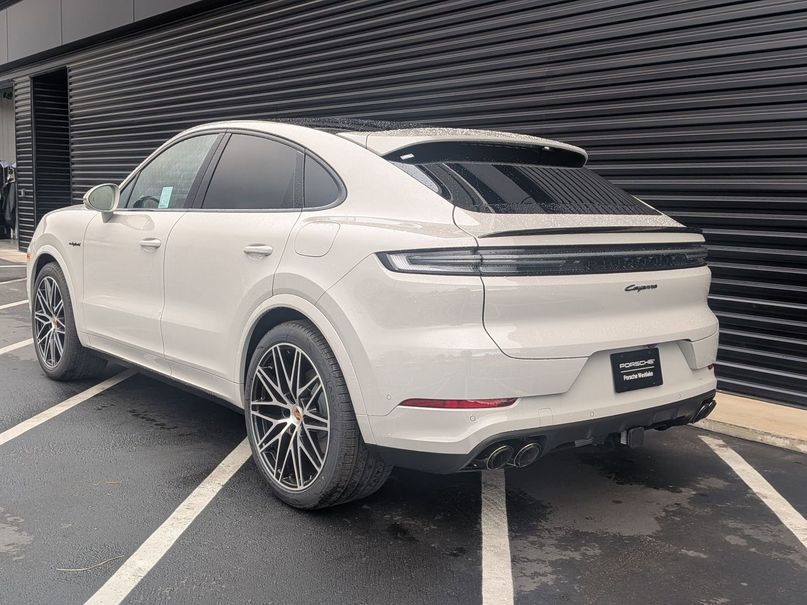 New 2026 Porsche Cayenne E-Hybrid Coupe image 3