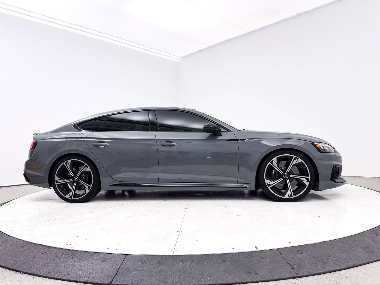 Used 2019 Audi RS 5 Sportback w/ Black Optic Package image 40