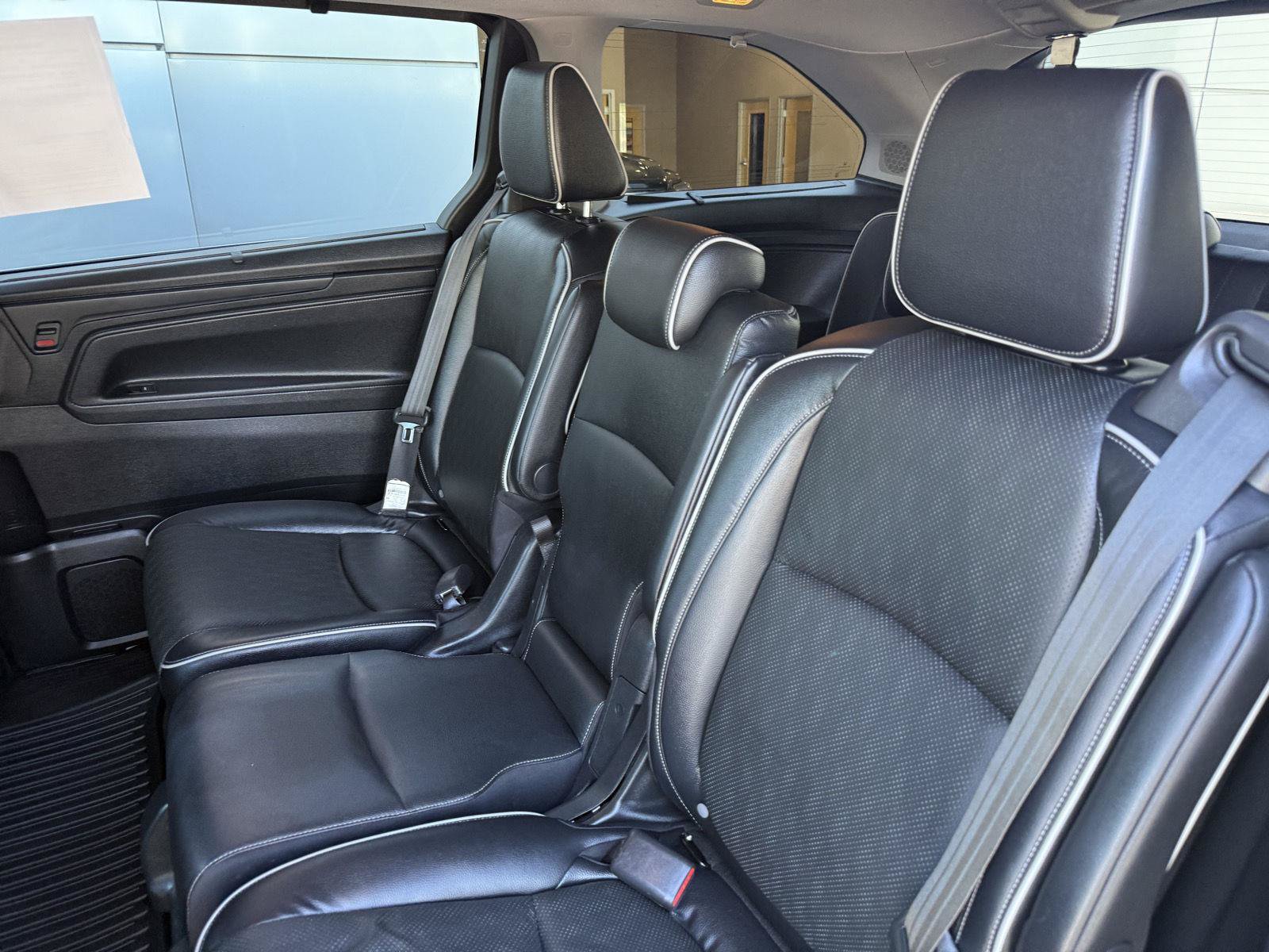Used 2022 Honda Odyssey Elite image 17