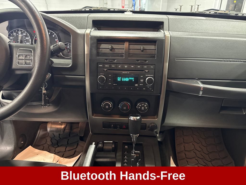 Used 2012 Jeep Liberty Sport AWD/4WD image 12