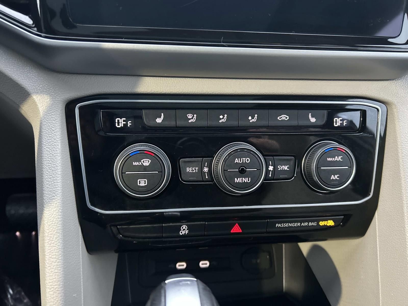 Certified 2022 Volkswagen Atlas SE image 32